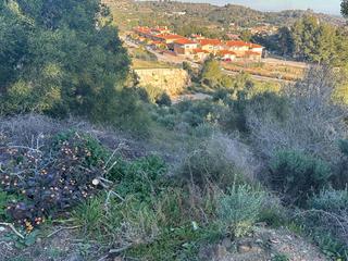Terreno residencial en Bruguera 285. Terreno en venta