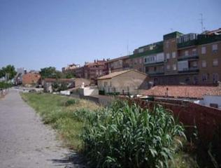 Terreno residencial en Reina petronilla s/n. Terreno en venta