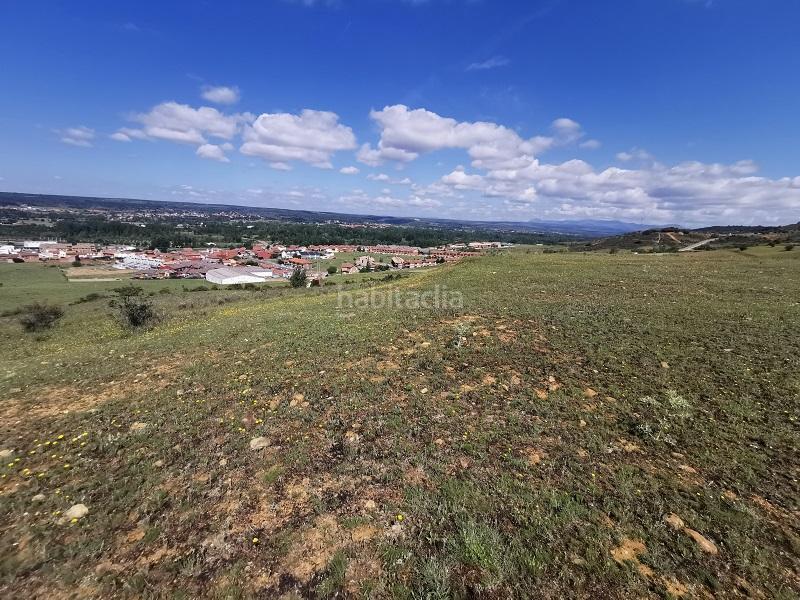 Foto a8e93c45-7e1e-4388-9e90-83b773664351. Terreny residencial a Sariegos