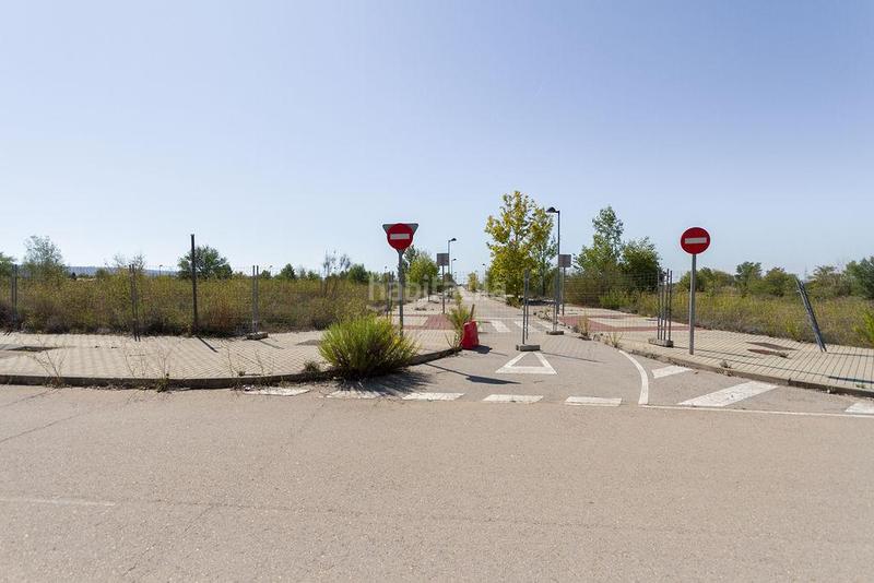 Foto a2a46df8-c3d6-419c-9f10-c7c2a407d6d4. Terreny residencial a sector 5 a 14 - manzanas 13 13 a Chiloeches