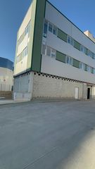 Gesch�ftsraum en Alcantarilla. Amplio bajo en pol�gono industrial de alcantarilla