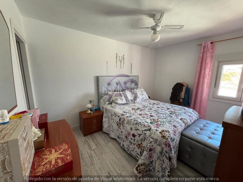 Foto 6d5b0060-1f53-4f0a-b58f-8a60affd384d. Masia amb aparcament a Fasnia