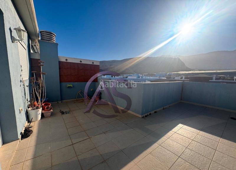 Foto d00131fc-8d45-406a-8fe1-d8fa0fc2a743. Attico con parcheggio in puertito de Güímar Güímar