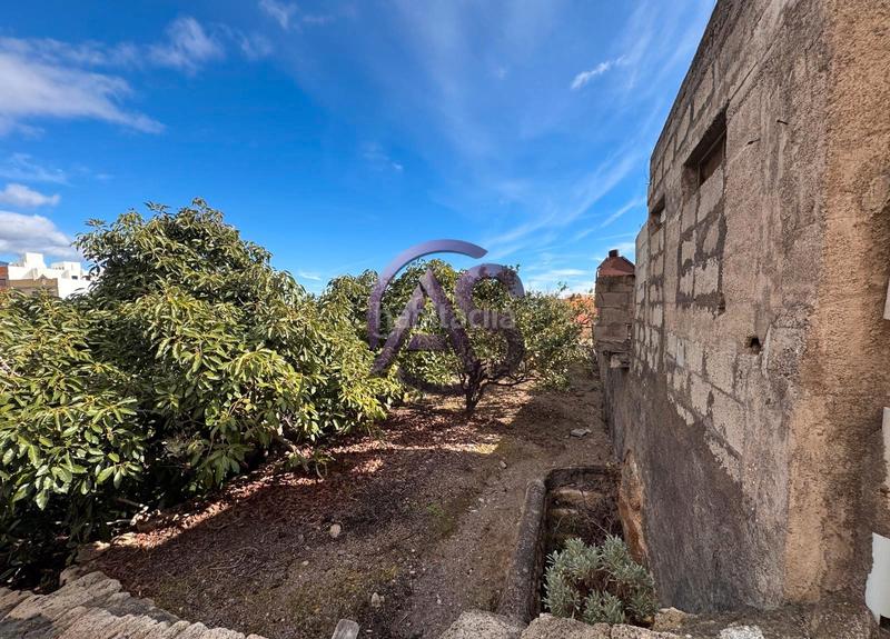 Foto 03844214-fcb2-4ef3-ba60-957e9189a276. Terreny residencial a Centro Güímar