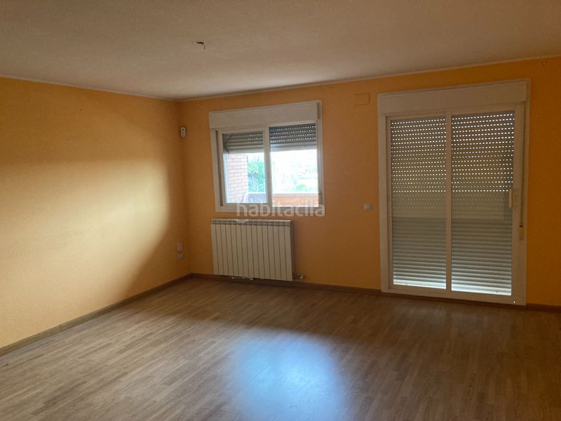 Foto 4bd14f46-7b8e-4216-91ba-25df3ba3ce3b. Pis amb calefacció a Vila-seca poble Vila-seca