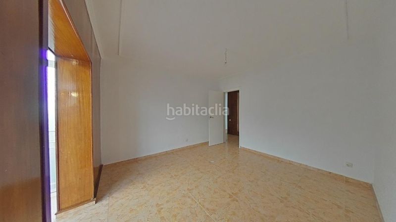 Foto 4af6df0f-cc35-4f62-8951-1cd7304e4159. Flat in Llevant Reus
