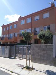 Xalet  Carrer olivera. Casa en maspujols