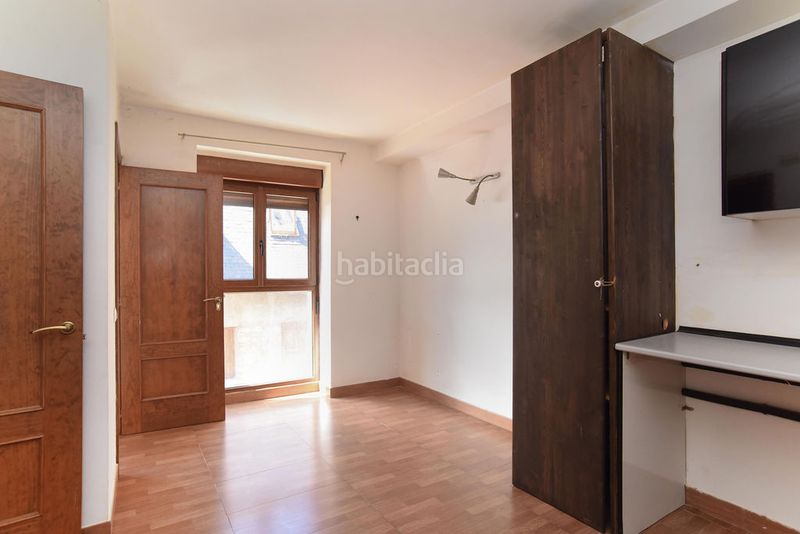 Foto d6e4e152-032c-4388-9e2c-8e58c200751a. Casa adossada amb calefacció a Salardú Naut Aran