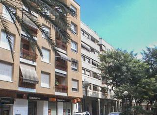 Appartement  Carrer del pare gil. Amplio piso en reus