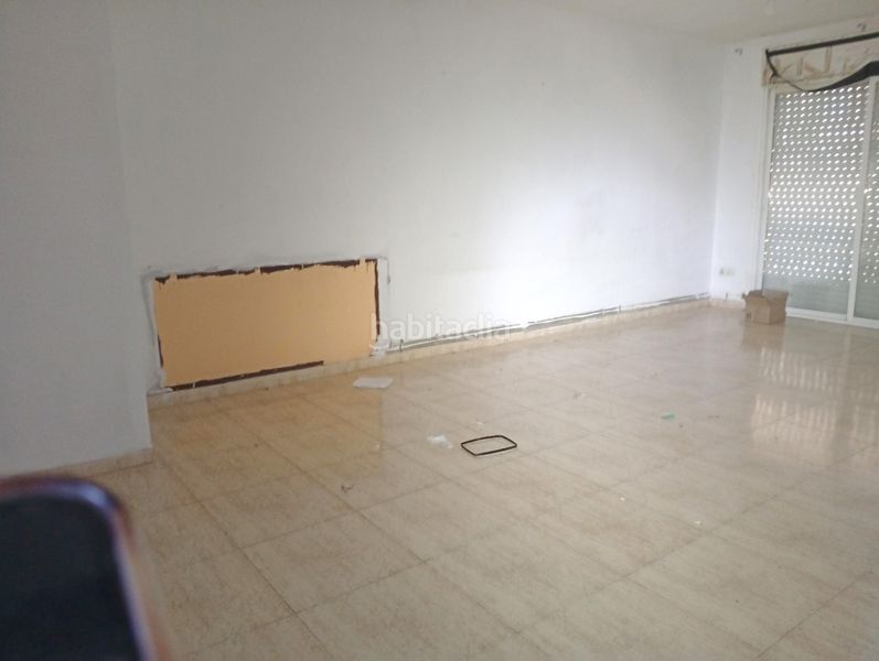 Foto 0d89e9e9-20d0-436f-b551-a34541351770. Pis amb aparcament a Llevant Reus