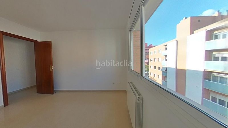 Foto 8a1b7ab8-61c8-4a1b-b7c9-d8c25f90ad1f. Pis amb calefacció aparcament a Mestral Reus