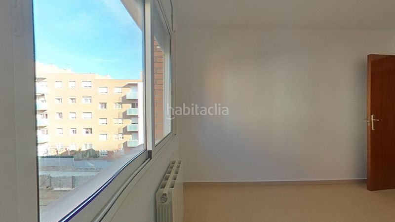 Foto a7ddfc90-e3f7-49b5-8294-d143f777db8a. Pis amb calefacció aparcament a Mestral Reus