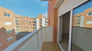Appartement  Carrer del bisbe grau. Piso con parking para entrar a vivir