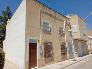 Casa adossada a Carrer de Sant Ramon