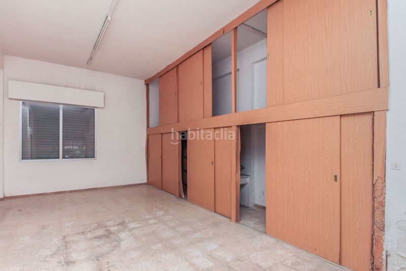 Foto 1b16bb67-df86-423e-90fd-9981fd1fbb05. Local comercial a Campclar Tarragona