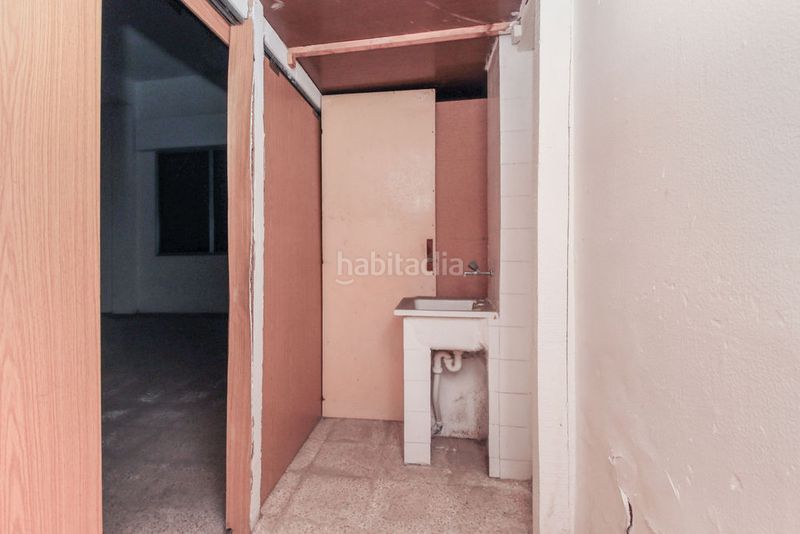 Foto 691b46f7-c496-4a97-84cf-6b32b8beb06b. Local comercial a Campclar Tarragona