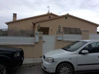 Xalet  Avinguda santa maria de montserrat. Chalet individual en segur de dalt - financiación 100%