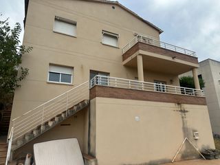 Chalet  Avinguda santa maria de montserrat. Chalet individual con piscina - financiación 100%