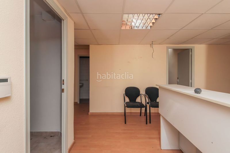 Foto 228e7a68-3c31-420e-b407-12d0871f127e. Oficina a Ponent Reus