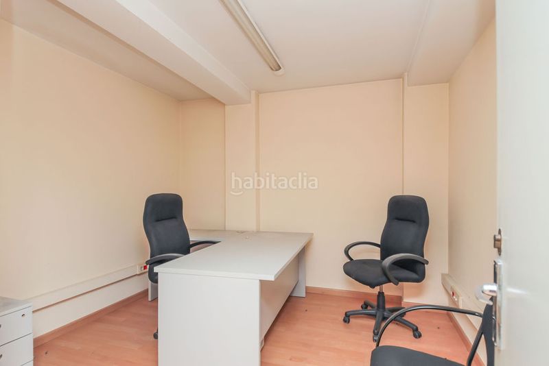 Foto 40e1e80c-6d4a-4af0-a4ac-ccd99903e807. Oficina a Ponent Reus