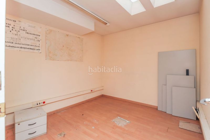 Foto fa71ecae-8606-48e3-ae02-0ce31d050b3b. Oficina a Ponent Reus