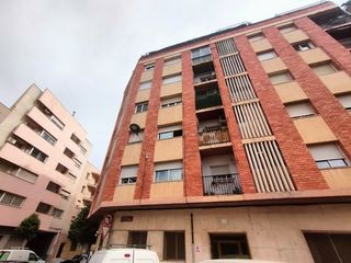 Piso  Carrer de roseta mauri. Cl roseta mauri - reus
