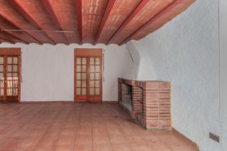 Reihenhaus  Carrer de castella. Casa adosada - financiación 100%