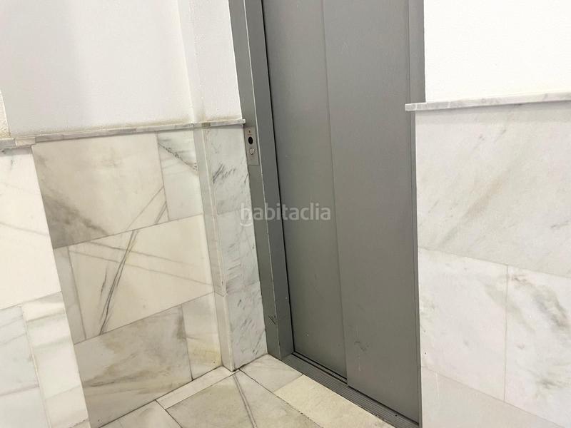 Foto f3924f87-c808-43c7-811f-b1be3fa73e71. Aparcament cotxe a peña de la atalaya 35 a San Diego Madrid