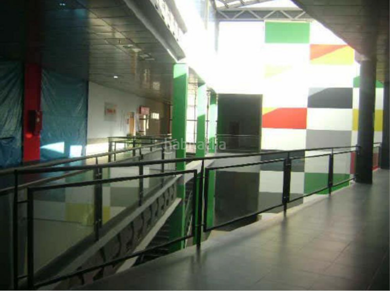 Foto f0f6d84e-68ca-4011-9af2-8db9f185c042. Locale commerciale in carretera de marchamalo 17 in Cabanillas del Campo