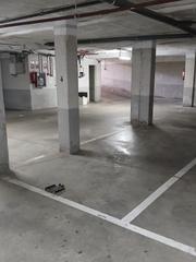 Aparcament cotxe a Bulevar-Plaza Castilla. Oportunidad de compra de garaje