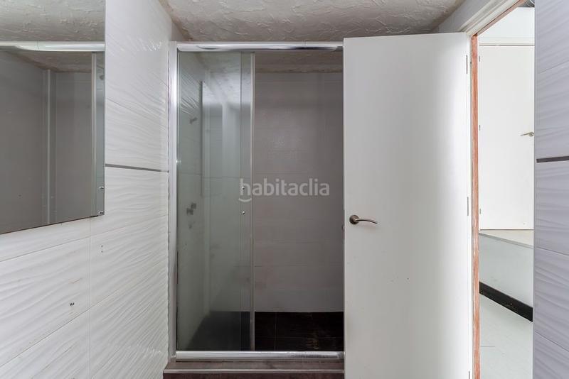 Foto 1bbd6883-cc44-4c67-b17f-a2c561196456. Piso en nicolas sanchez 136 en Pradolongo Madrid
