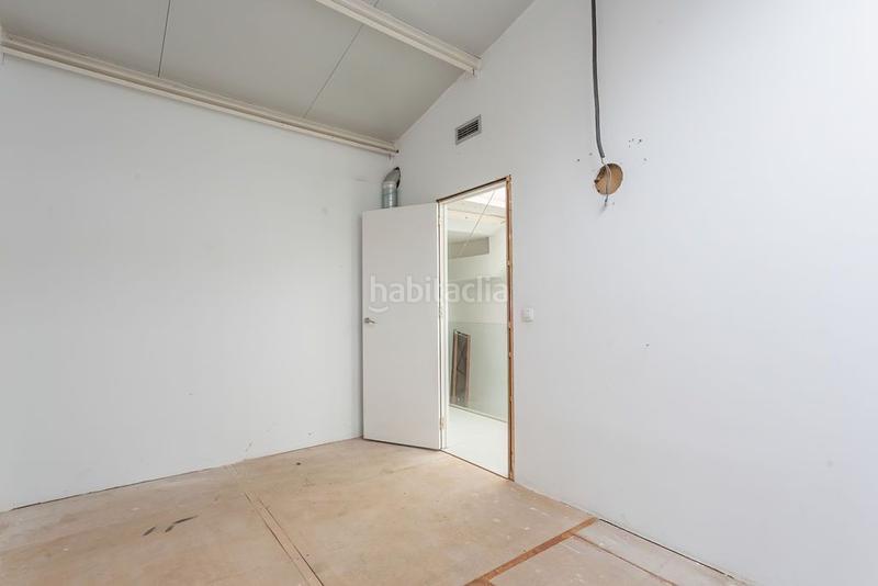 Foto 2d767cbb-7fb8-40c1-a995-56c90f7c9275. Piso en nicolas sanchez 136 en Pradolongo Madrid