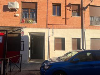 Rent Flat  Real. Alquiler de piso en yunquera de henaress