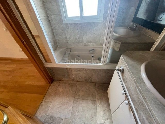 Foto df9cde1e-43a9-46af-98a3-49ca7223f812. Ático en Urbanizaciones Rivas - Vaciamadrid