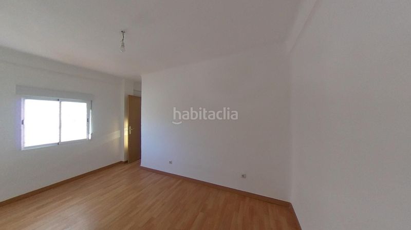 Foto 0f03b08f-5e54-47cc-bd36-14632533c9a5. Pis a Vista Alegre Madrid