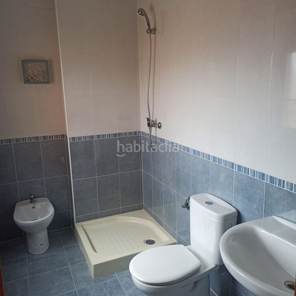 Foto d52993eb-5fe3-44c5-bd7d-0be4ff9c0a74. Casa adossada amb calefacció a Velada