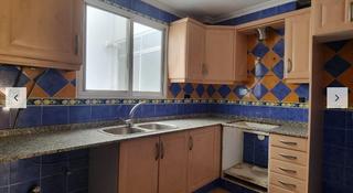 Appartement à Madrigal. Piso en venta sin ascensor zona madrigal