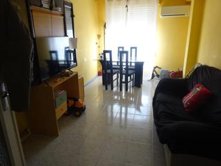 Alquiler Piso en Avenida Alemania-Italia. Piso para alquilar en buen estado sin ascensor