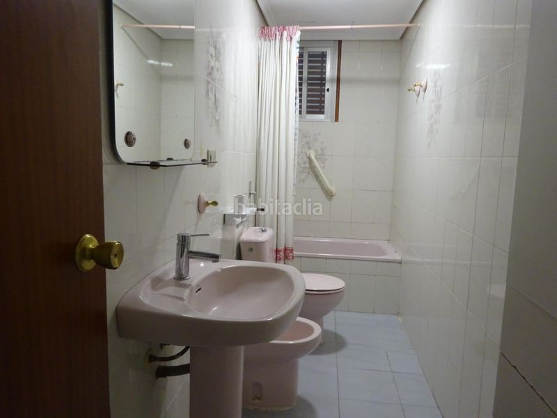 Foto b08e8282-4e6e-41fe-a0bf-23f5ffc6e2d3. Pis a Cariñena - Carinyena Villarreal / Vila - real