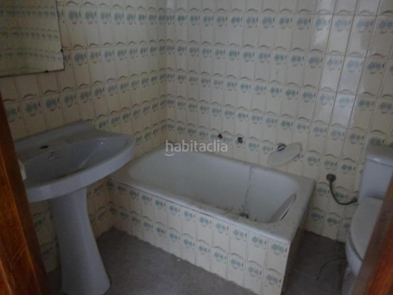 Foto b3434657-e617-46a1-a30d-0fcee6a5fbfb. Casa a Centro Almazora / Almassora