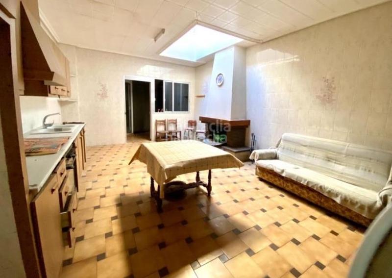 Foto 4f68cf3a-5b05-4336-b3fe-39611d1ccb40. Casa bonita casa de dos plantas en Madrigal Villarreal / Vila - real