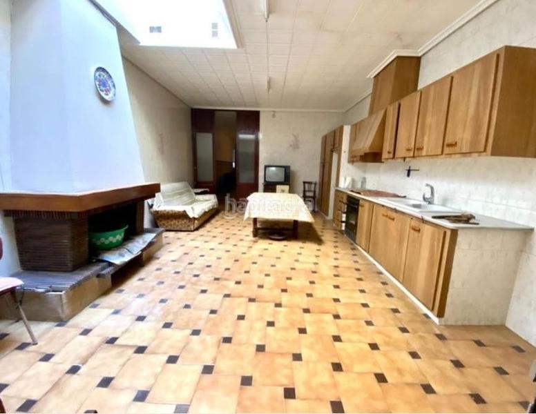 Foto 9e06cc4c-6bd2-4378-bb2a-baa0317f172c. Casa bonita casa de dos plantas en Madrigal Villarreal / Vila - real