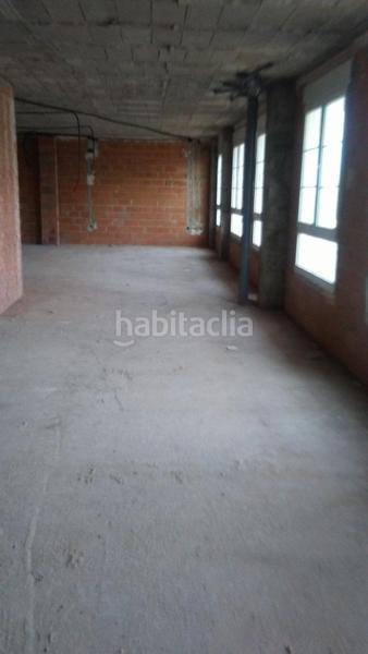 Foto c3cd727f-7f86-4d40-8bf2-c0c3e435cda4. Geschäftsraum in Piscinas Villarreal / Vila - real