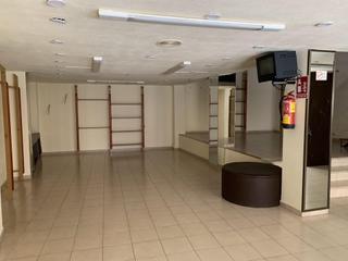 Geschäftsraum in Centro. Local comercial para vender ó alquilar en pleno centro de vilare