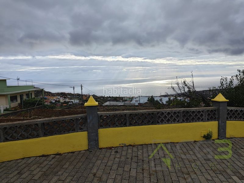 Foto a67b6987-d56a-42c2-bff7-a6c5aa1fb03d. Xalet amb aparcament a Breña Alta