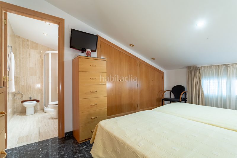 Foto c78b8d76-0f8e-49cd-a562-b712811df826. Chalet in avinguda de la diputació 98 in Vilafortuny Platja Cambrils