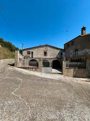 Masia a Carrer de la creu 20. Masia/casa rústica rural