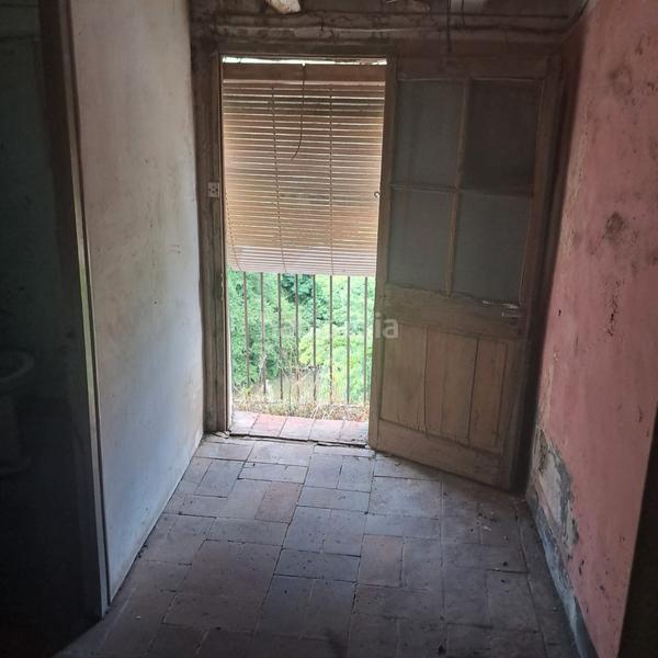 Foto cd8067fc-225d-47dc-8d14-3a297af3e4ab. Casa in Vall de Bianya (La)