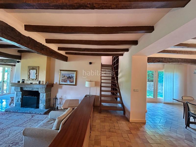 Foto 305c38c6-f1e8-47b5-b2aa-c0707d1eb178. Casa con camino riscaldamento parcheggio piscina in Sant Joan les Fonts