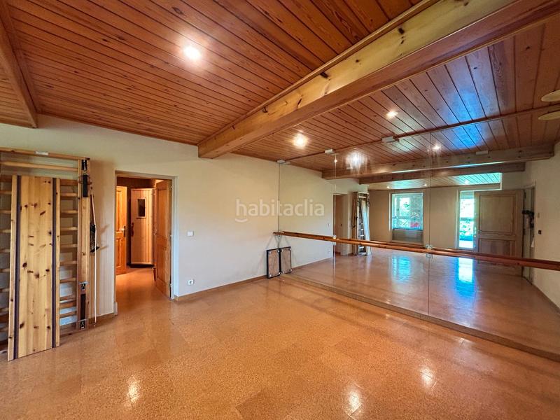 Foto 36f98e3b-9398-4b35-9e6a-c6c2fbb3e59b. Casa con camino riscaldamento parcheggio piscina in Sant Joan les Fonts